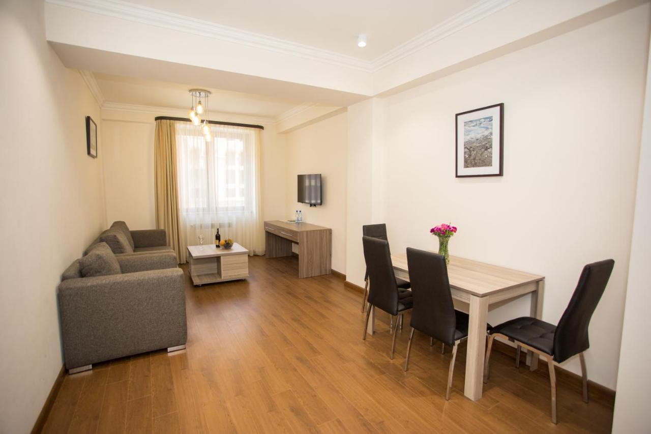 Welcome Yerevan Apartments Esterno foto